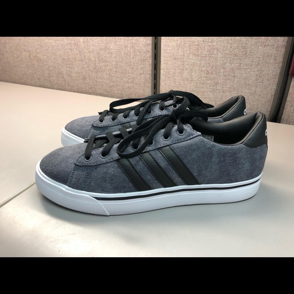 Men’s Adidas Cloudform Super Daily Shoes Sz 10.5